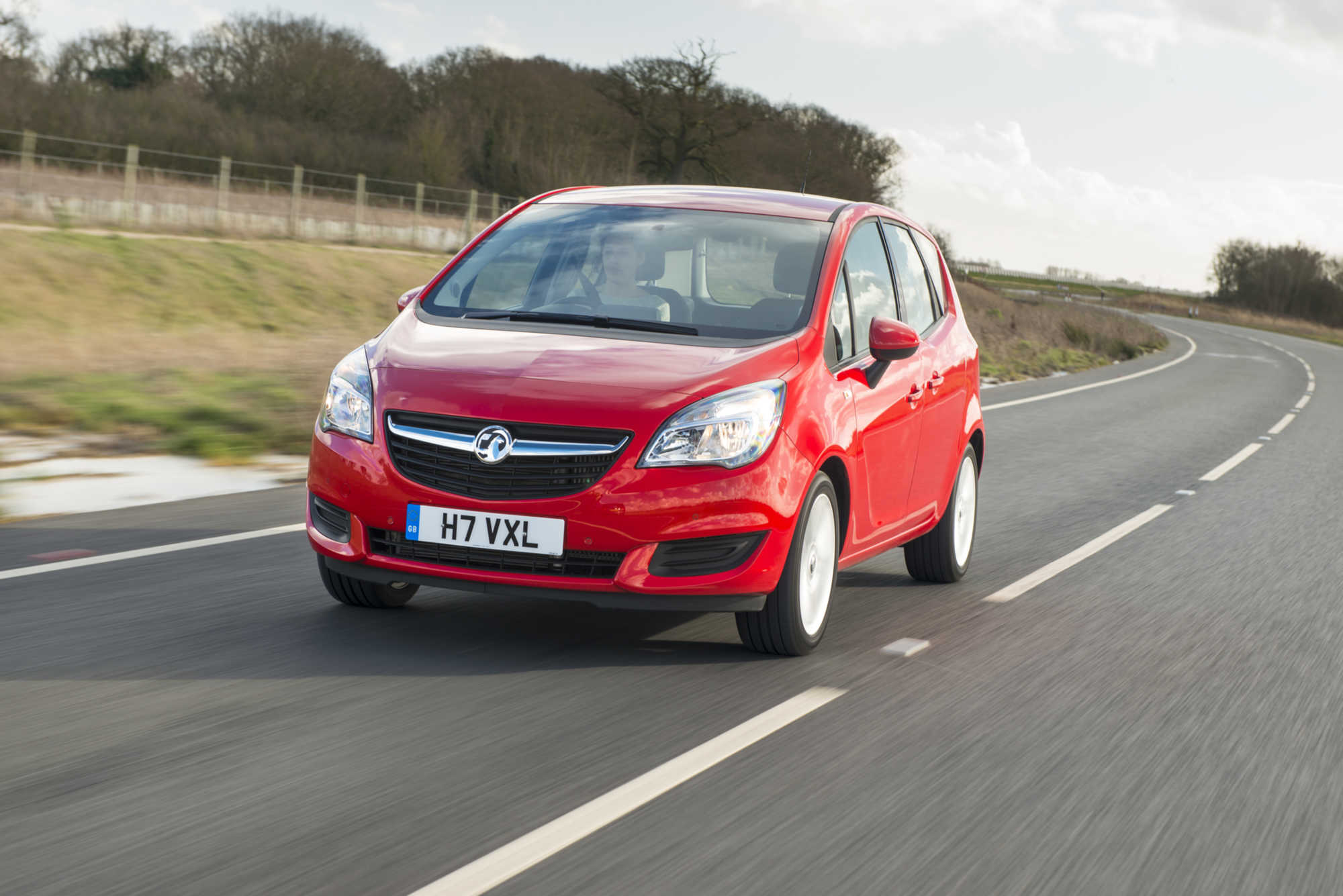 Vauxhall Meriva MPV review 