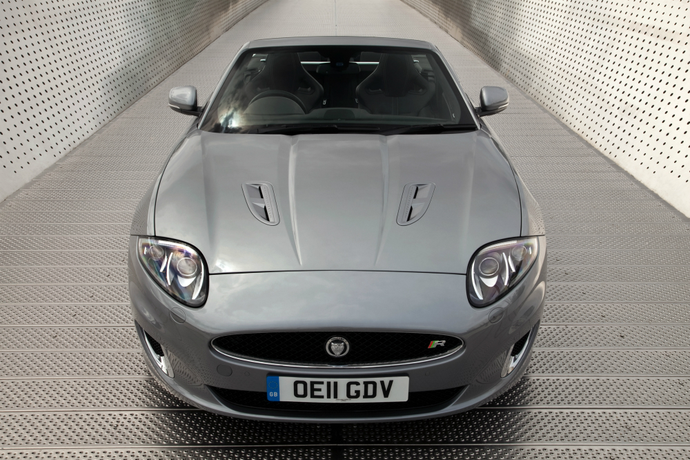 Great Drives - Jaguar XKR 