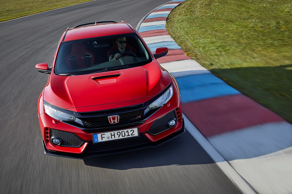 2017 Honda Civic Type R Track Driving
