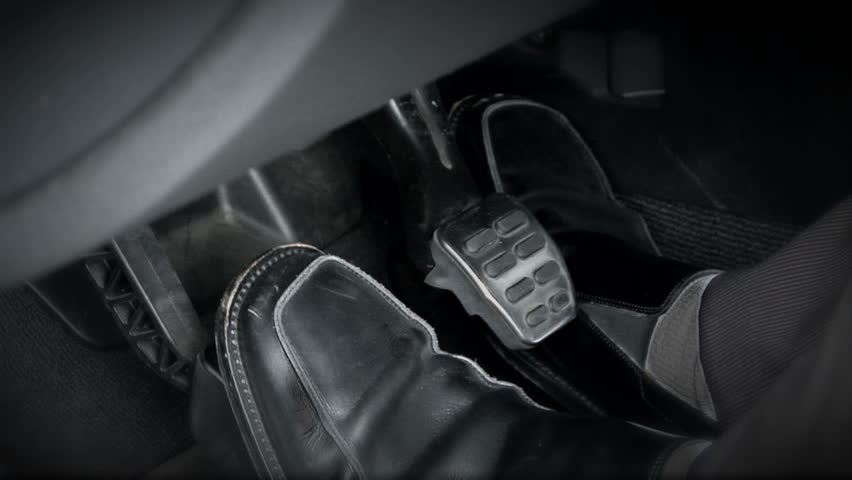 Do You Have to Wear Shoes While Driving? Exploring Safety, Legality, and Culture