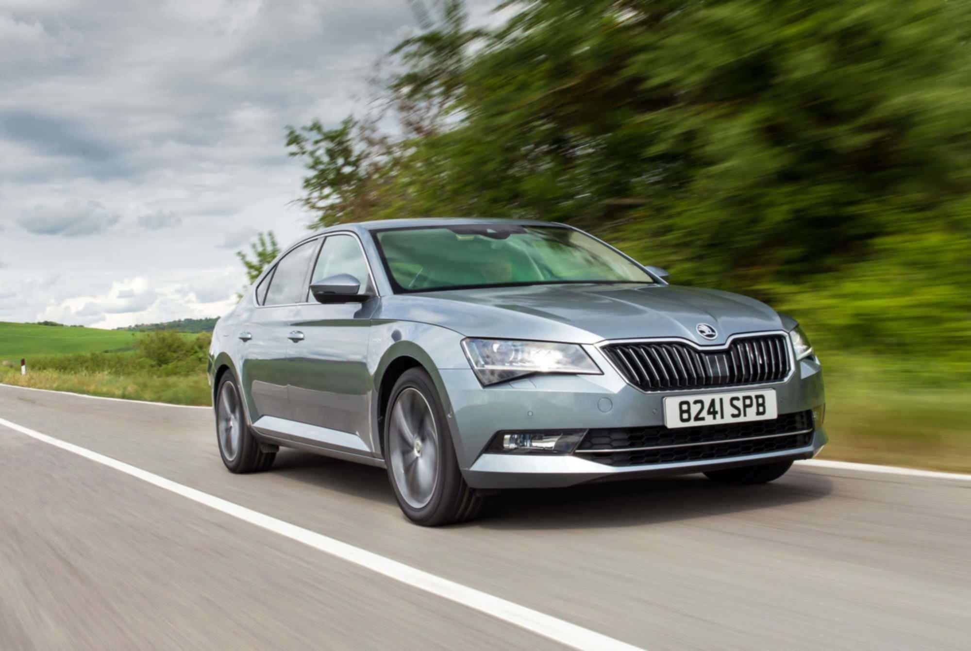 Skoda Superb hatchback review 