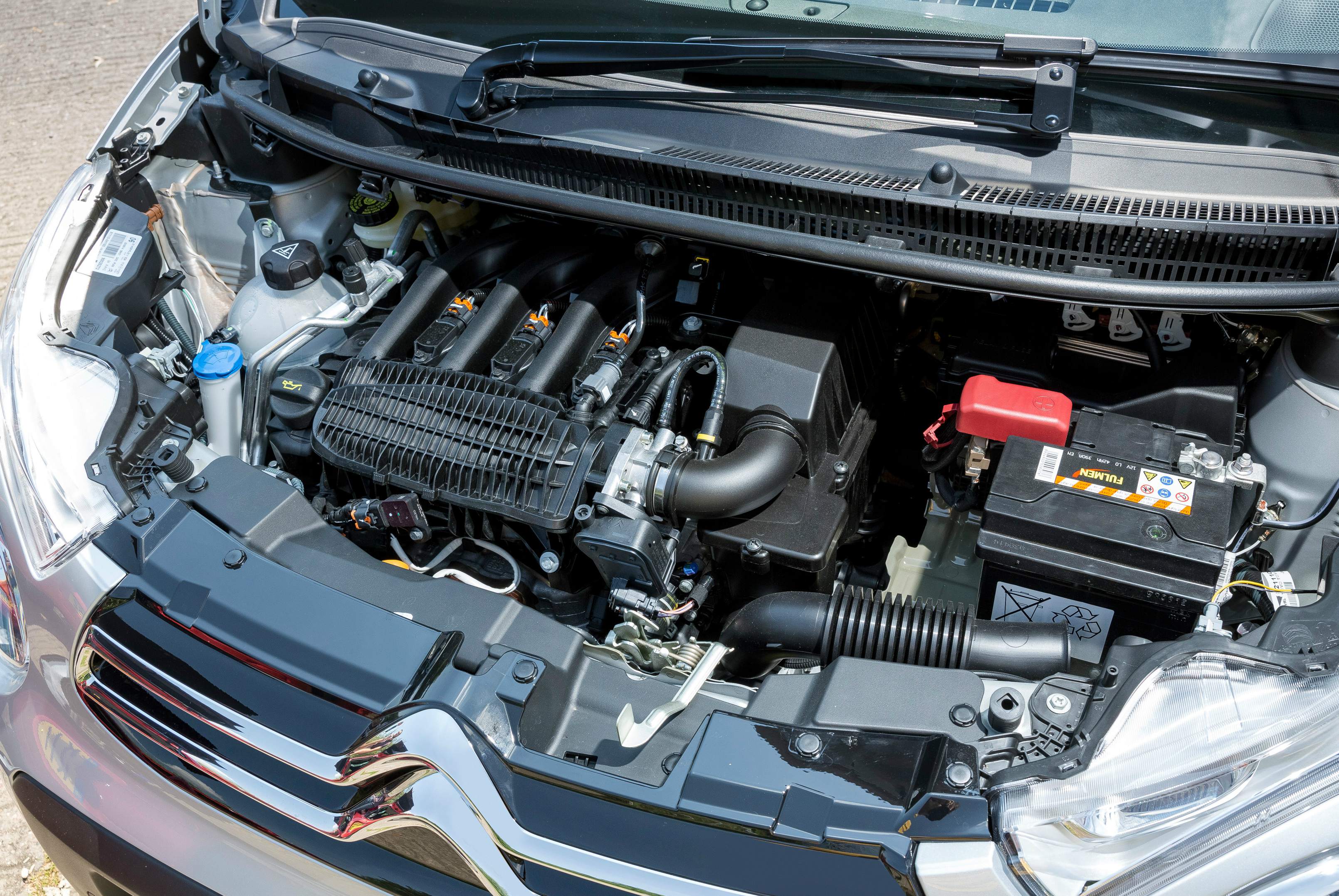 What is a naturally aspirated engine? 