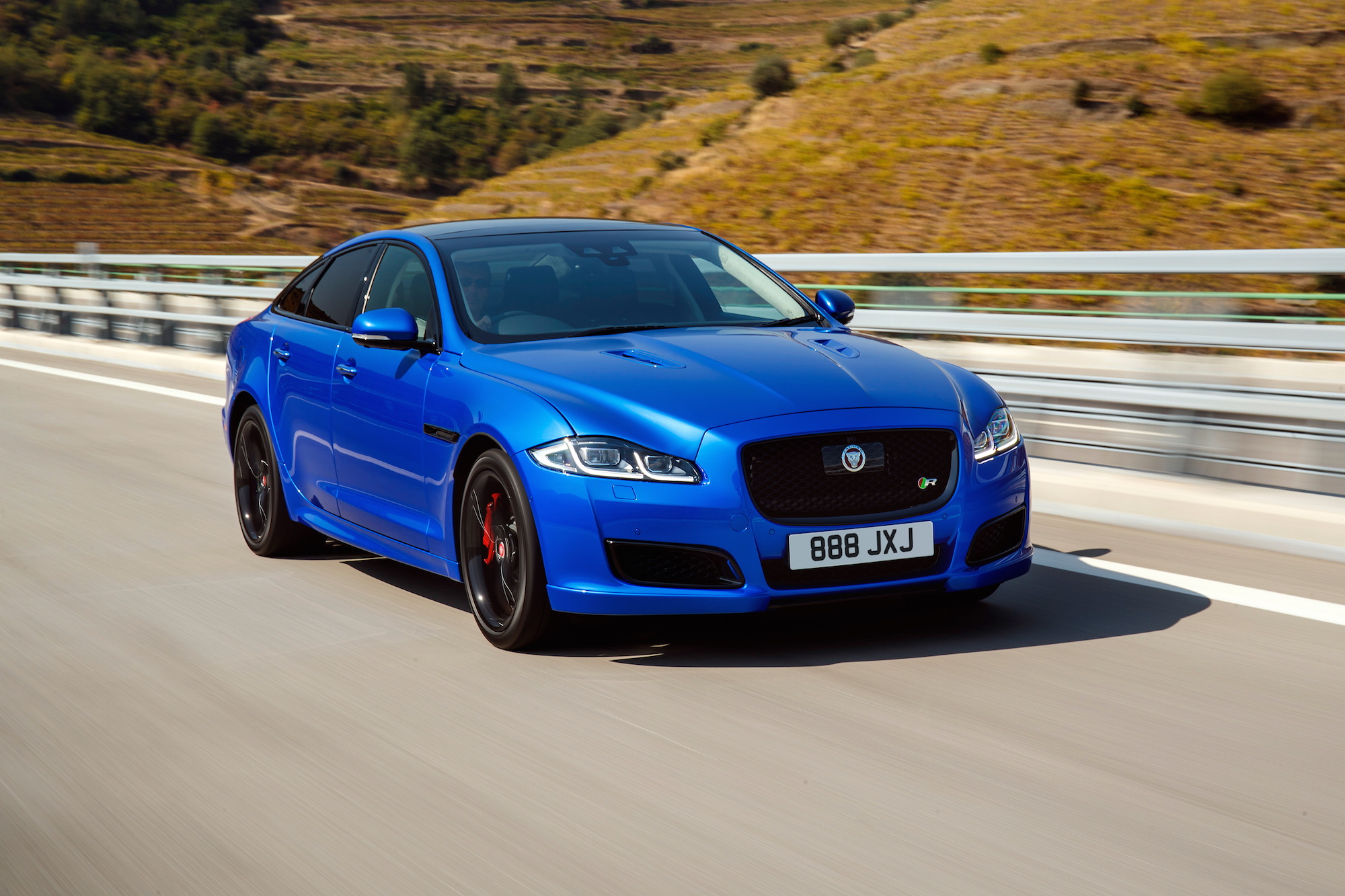 2018 Jaguar XJR575 Review 
