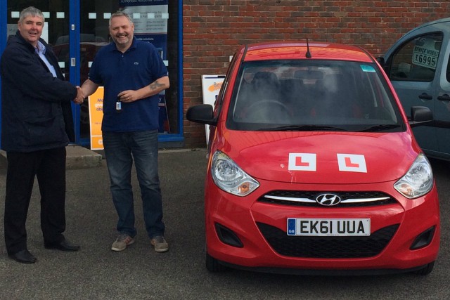 How to become a driving instructor 