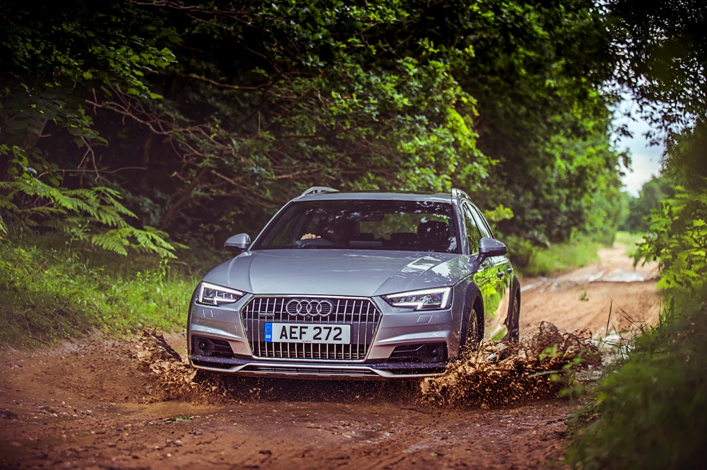 2016 Audi A4 Allroad off-roader estate