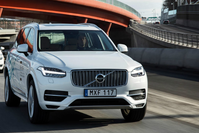 Tips for driving a left-hand drive car in the UK 