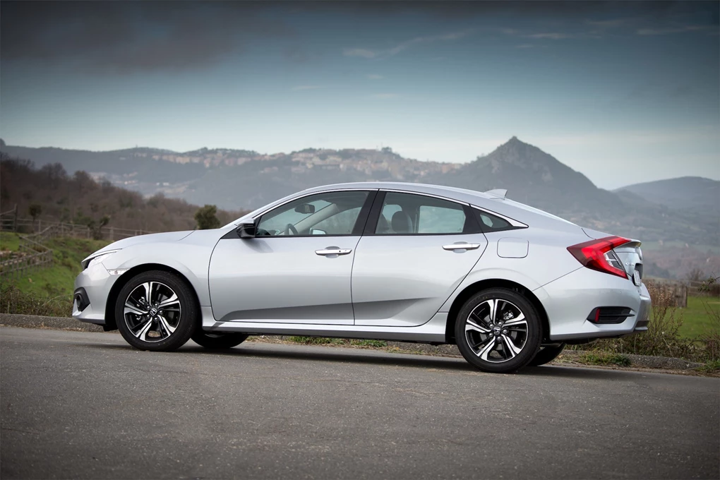 Honda Civic Saloon