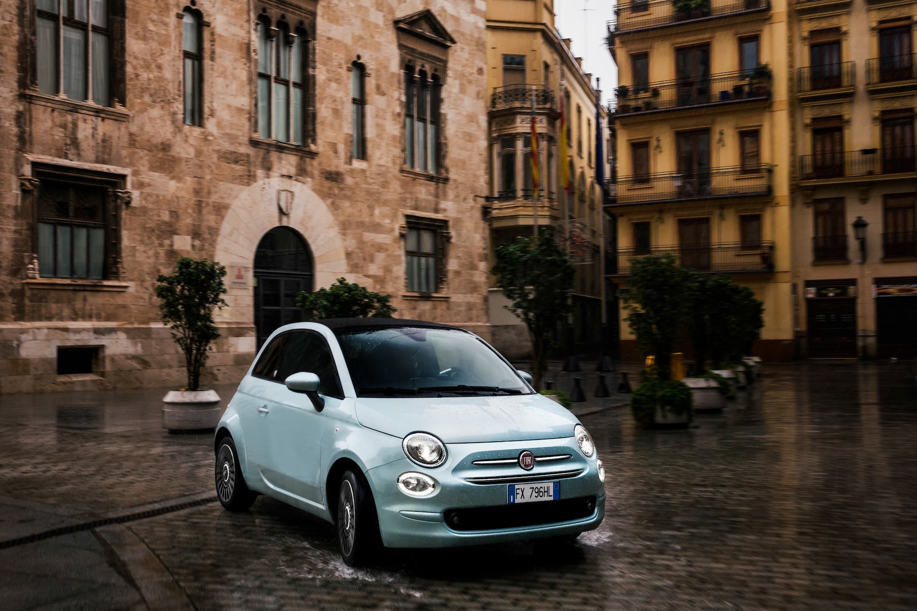 Fiat 500 Hybrid 2020 review