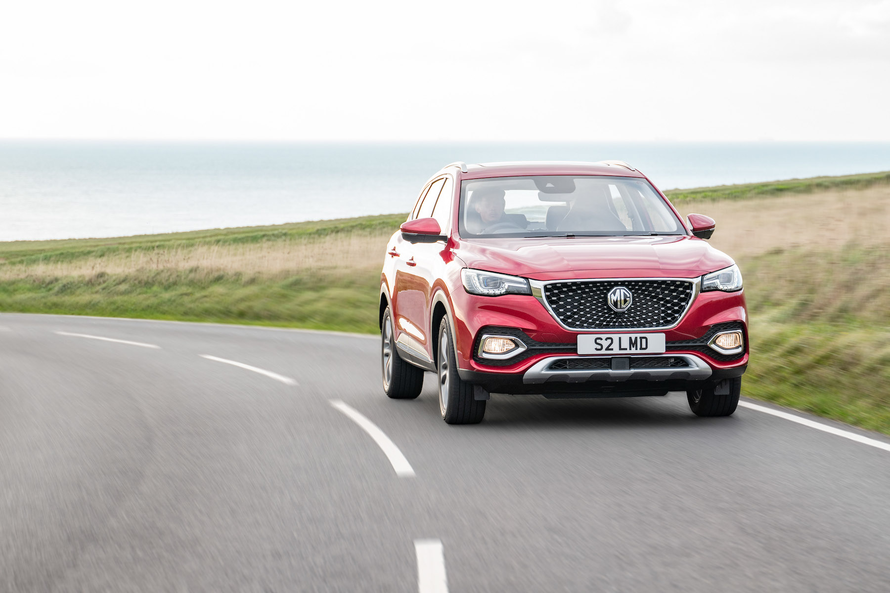 Buyer s Guide To The MG HS PHEV Car Keys