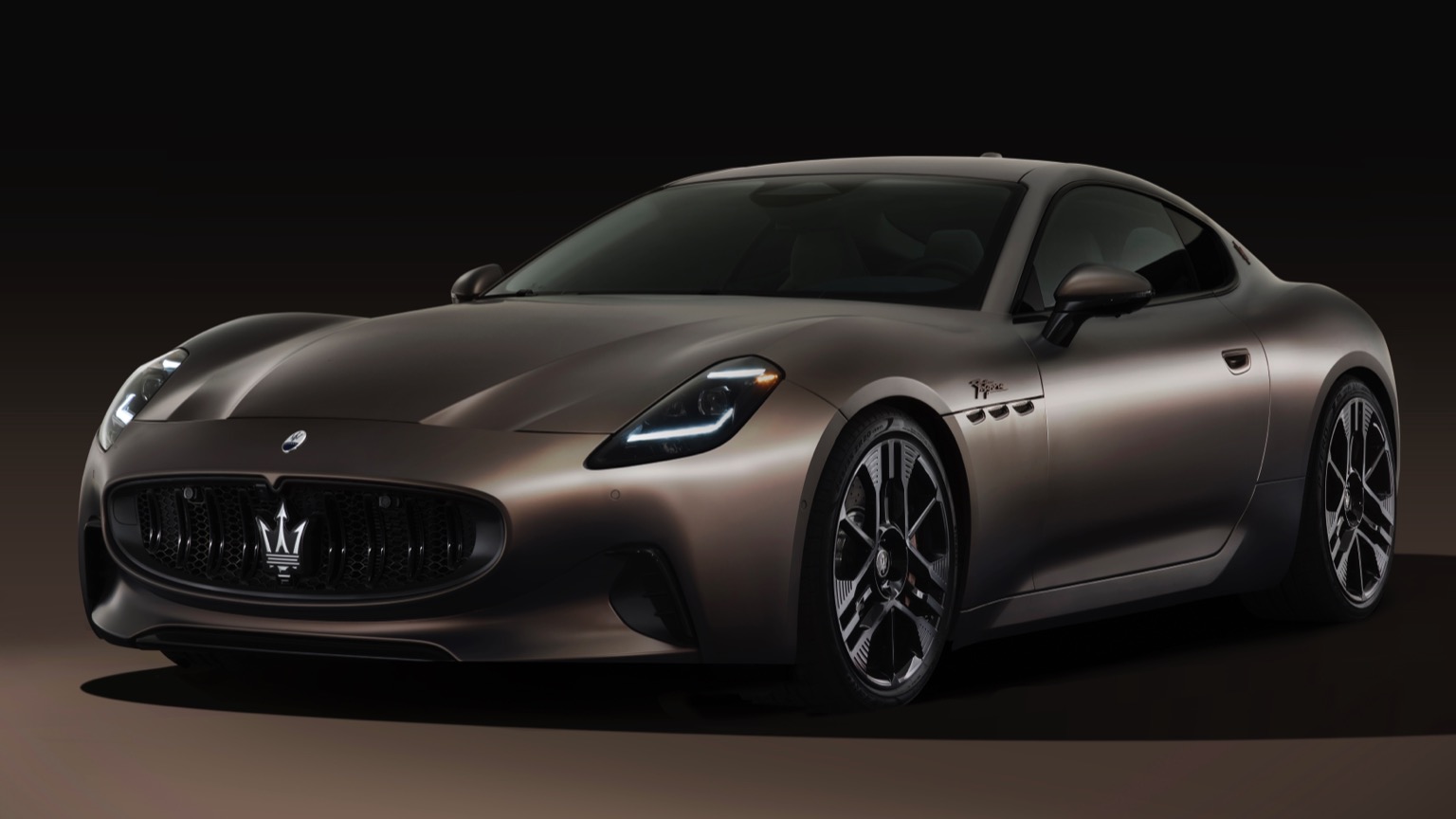 2023 Maserati GranTurismo Folgore – A Bolt of Italian Flair or a Fading Spark? 