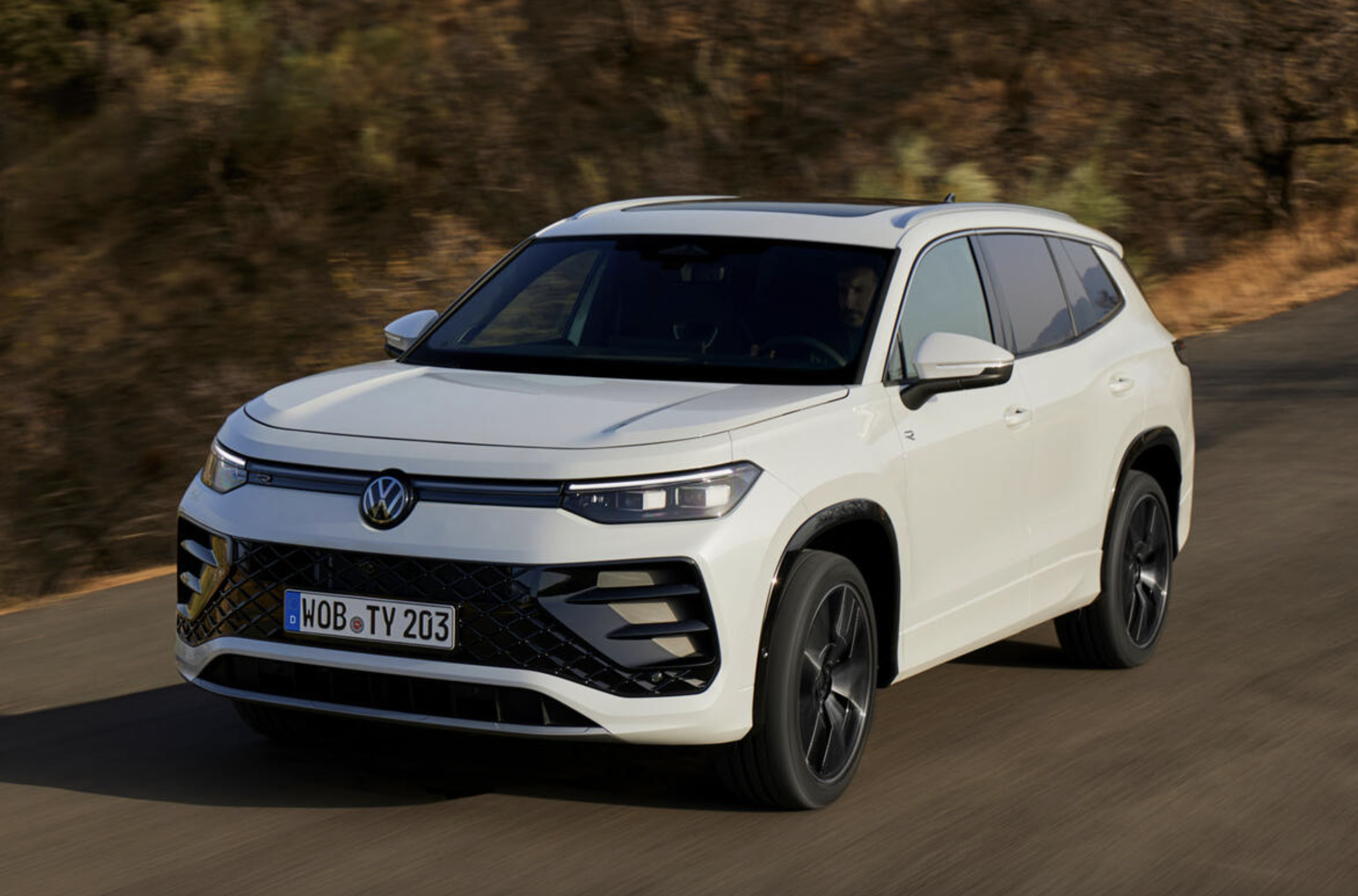 New Volkswagen Tayron: The Seven-Seater SUV Redefining Space and Practicality 